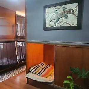  Hostel Portelli Zona G- Extranjeros